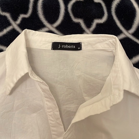 White Cropped Button Up - Picture 3 of 3